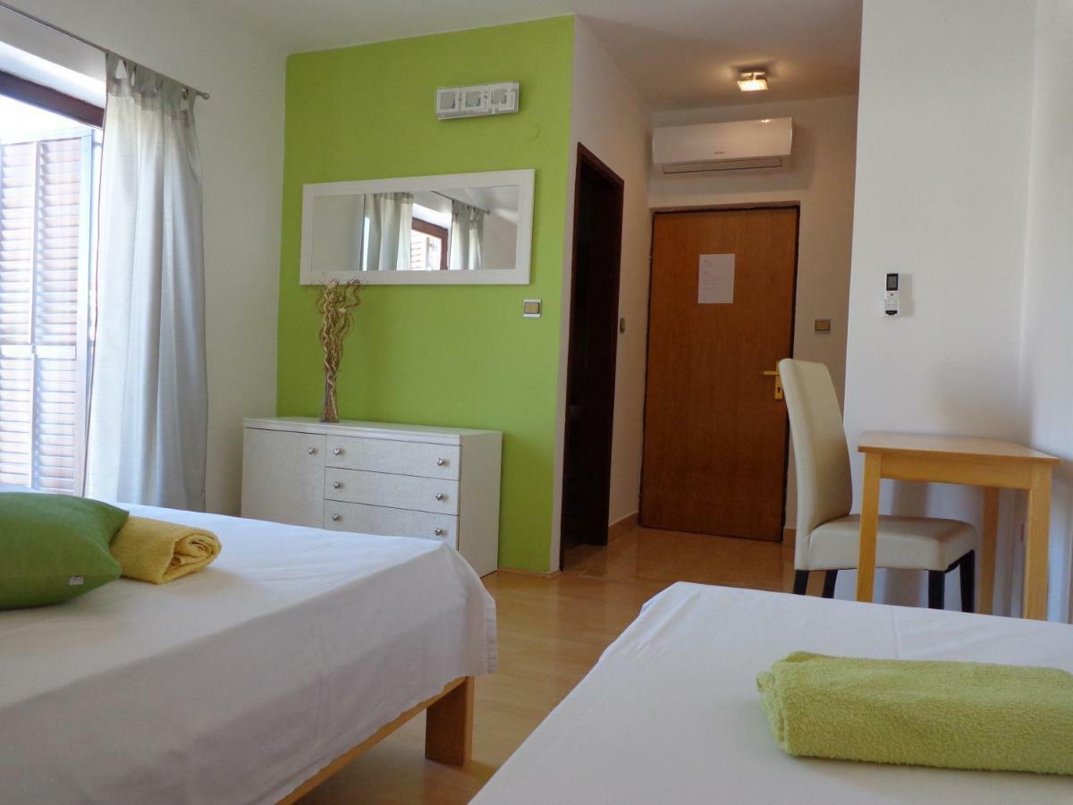 Hollywood Rooms Sveti Petar  Exterior photo